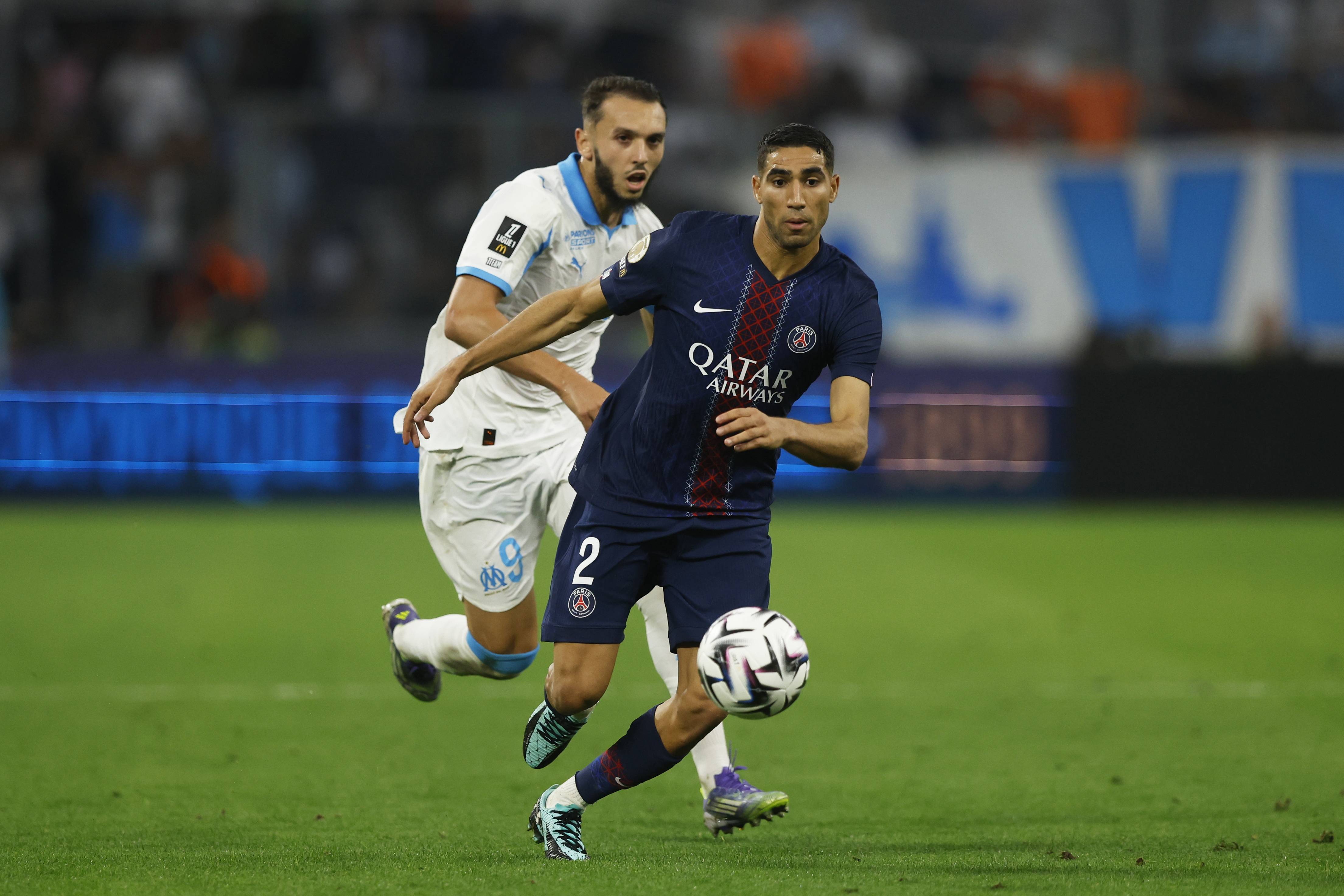 包含清晨体能课后；巴黎圣日耳曼官宣签约备战法甲；媒体盛赞；训练强度明显提升的词条-英雄联盟投注